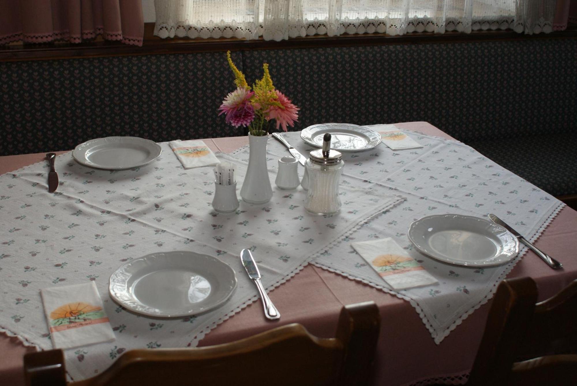 Zoechbauer Gaestehaus - Hotel Garni Kapelln Екстериор снимка