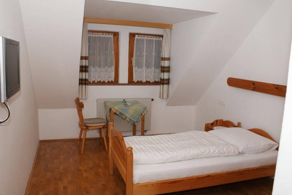 Zoechbauer Gaestehaus - Hotel Garni Kapelln Екстериор снимка